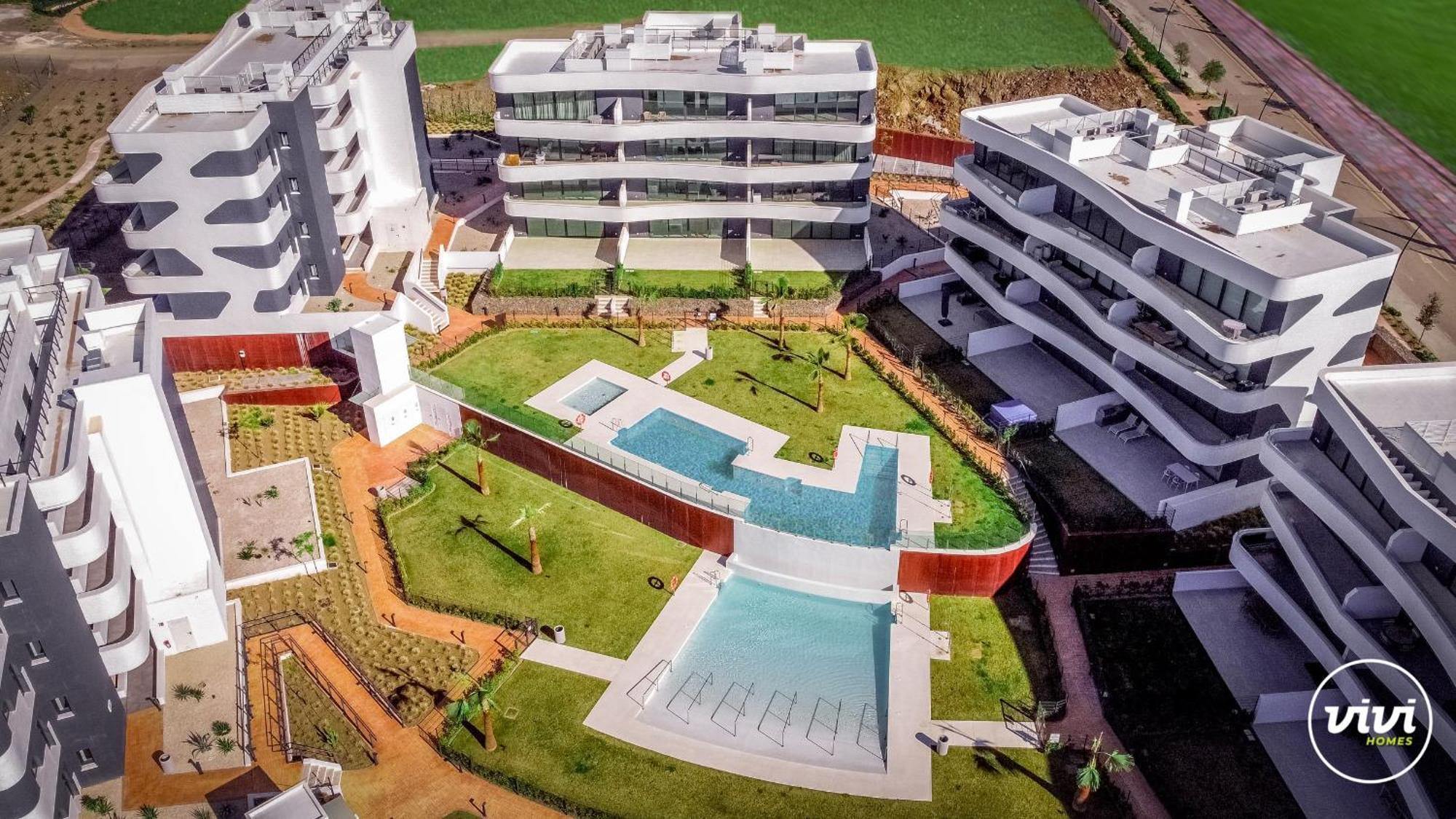 Vivi Homes - Levalin Wellness, Pool & Terrace Leilighet *